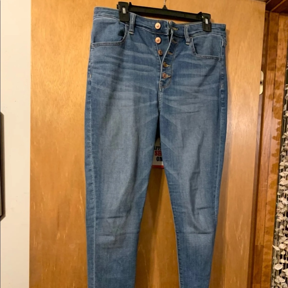 American eagle jeans